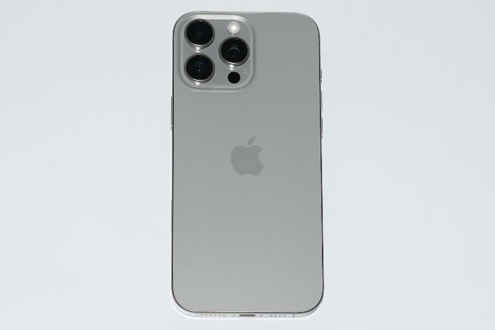 iPhone16 Pro Max本体カメラ側