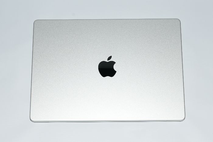 MacBookProM4 14インチの本体